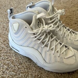 Nike supreme Air Bakin